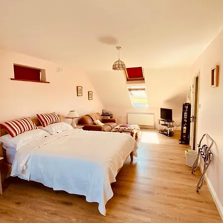 Journey's End 3* مِلتاونمالبايْ